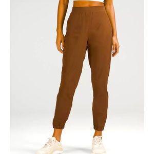 Lululemon Adapted State High-Rise Jogger 
Full Length size 8 - roasted brown